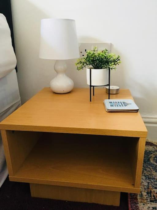Hillcrest Cottage, Comfy Flat, Trendy Uplands Area Swansea Exteriör bild